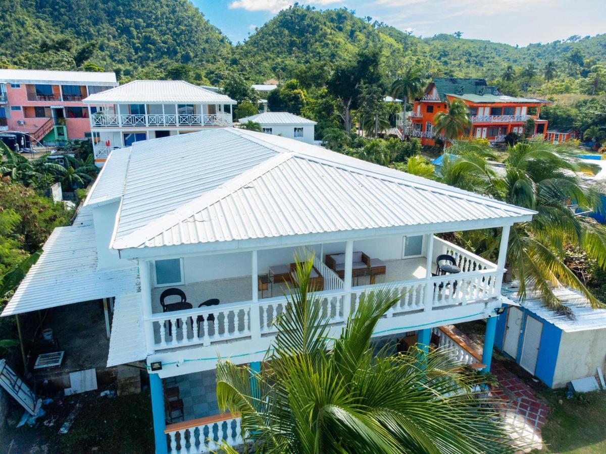 Hotel El Pirata Morgan Fresh Water Bay